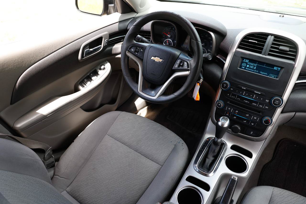 Used 2015 Chevrolet Malibu LS FWD image 21
