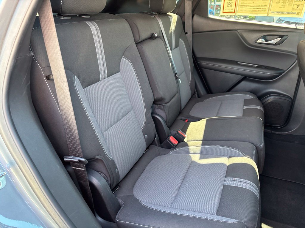 Used 2025 Chevrolet Blazer LT FWD image 22