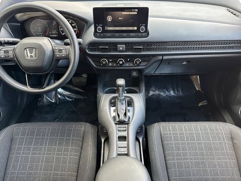 Certified 2024 Honda HR-V LX image 4