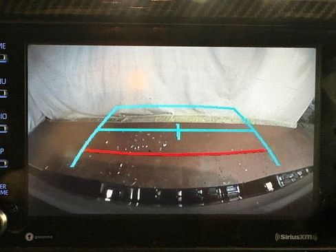 Used 2021 Toyota Tacoma TRD Off-Road w/ Technology Package image 12