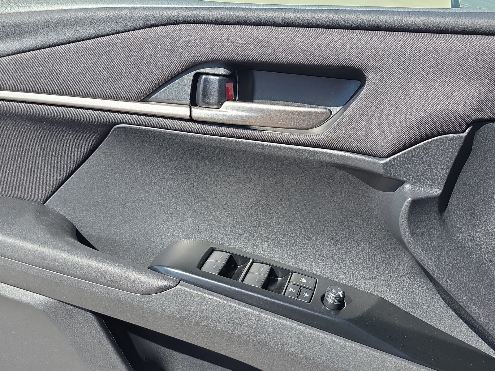 New 2026 Toyota Camry LE w/ Convenience Package FWD image 24
