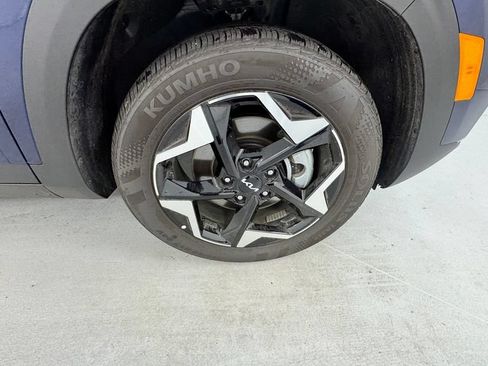 Used 2026 Kia Seltos EX AWD/4WD image 9