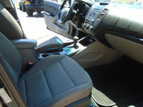 Used 2015 Kia Forte LX image 13