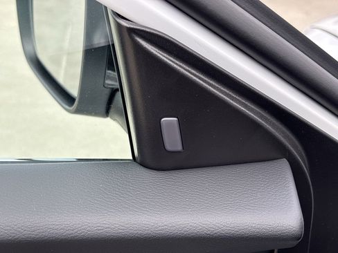 New 2025 Nissan Sentra SR w/ SR Premium Package image 13