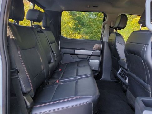 Used 2024 Ford F250 Lariat image 27