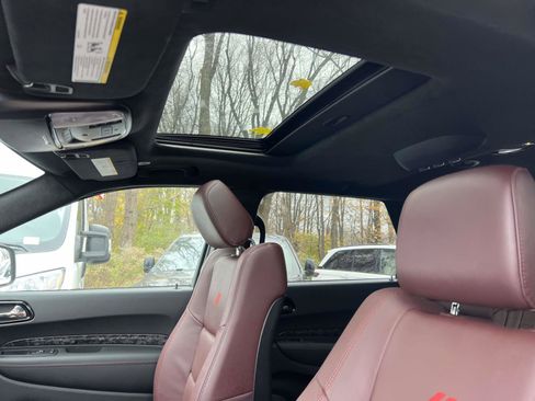 Used 2025 Dodge Durango R/T image 25