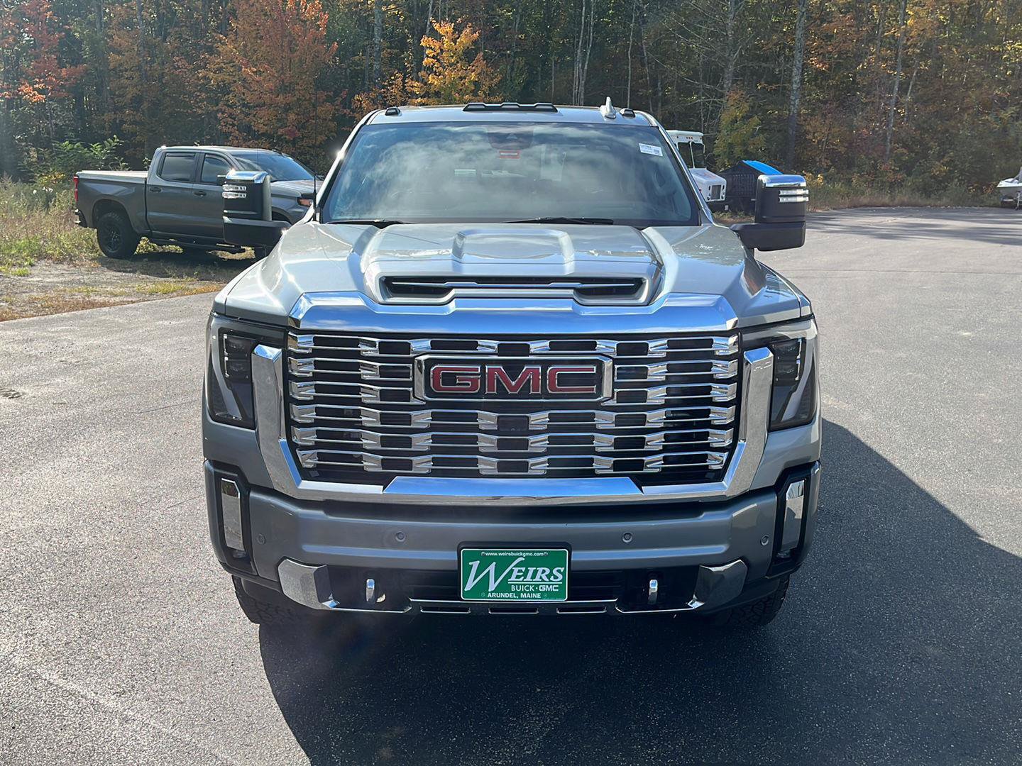 Used 2024 GMC Sierra 2500 Denali w/ Denali Reserve Package AWD/4WD image 9