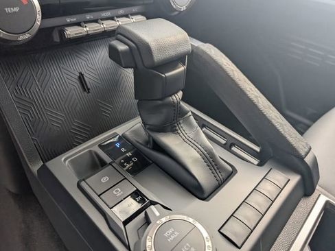 Used 2026 Toyota Tacoma SR5 image 24