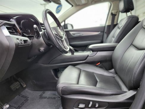Used 2019 Cadillac XT5 Luxury image 16