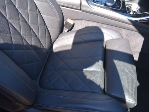 Used 2025 BMW X7 xDrive40i w/ Premium Package AWD/4WD image 24