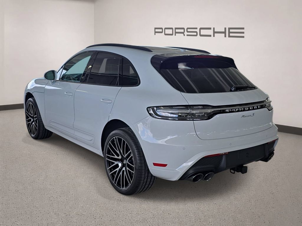 Used 2026 Porsche Macan S AWD/4WD image 3