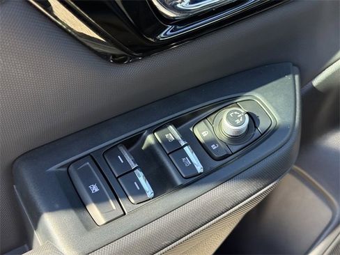 Certified 2025 Subaru Forester Limited w/ Popular Package image 15