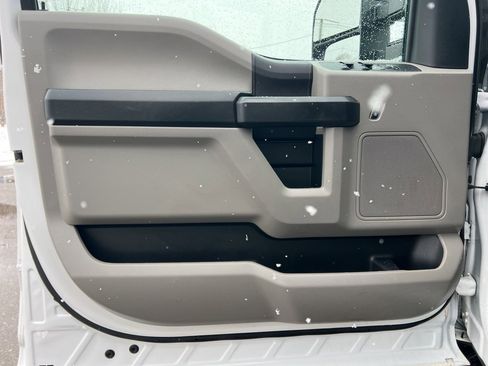 Used 2020 Ford F350 XL w/ STX Appearance Package image 9