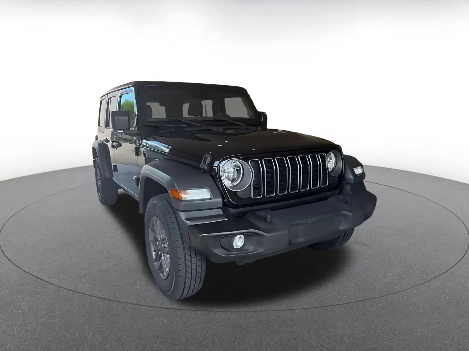 Used 2025 Jeep Wrangler Unlimited Sport AWD/4WD image 2