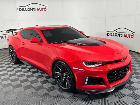 Used 2018 Chevrolet Camaro ZL1 RWD image 9
