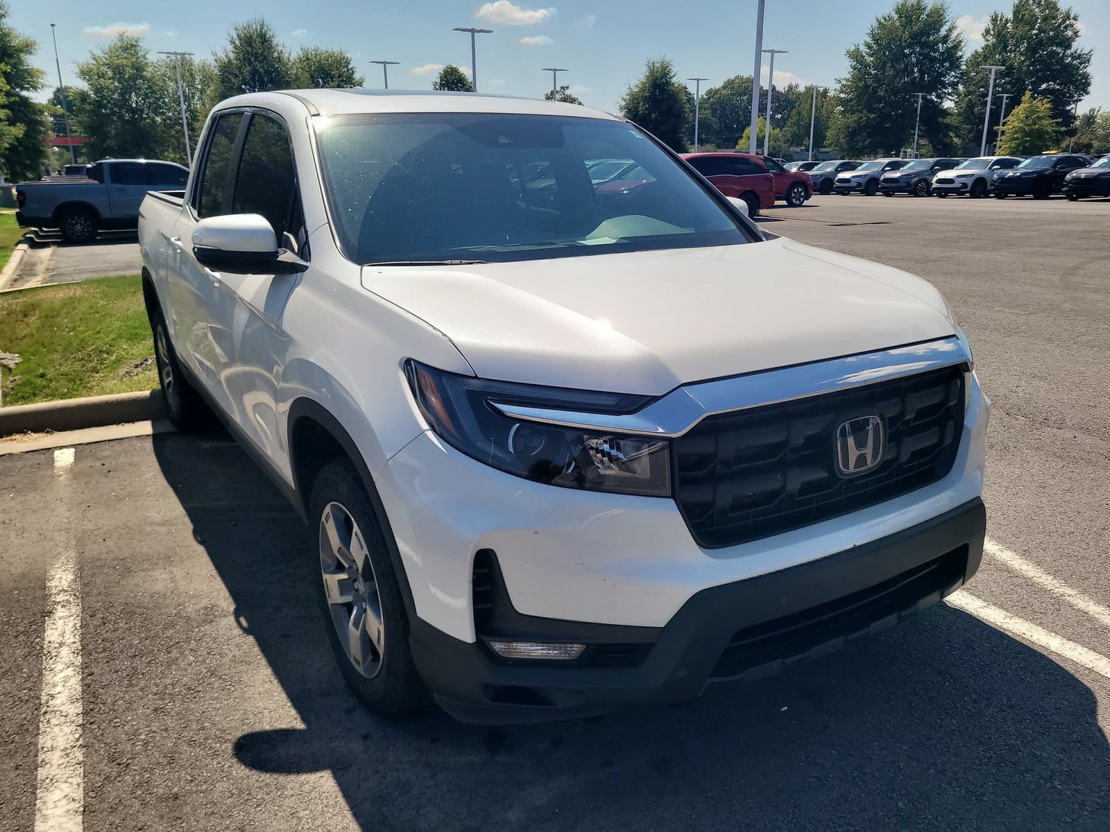 Certified 2024 Honda Ridgeline RTL image 3