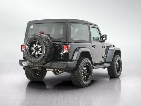 Used 2018 Jeep Wrangler Sport AWD/4WD image 5