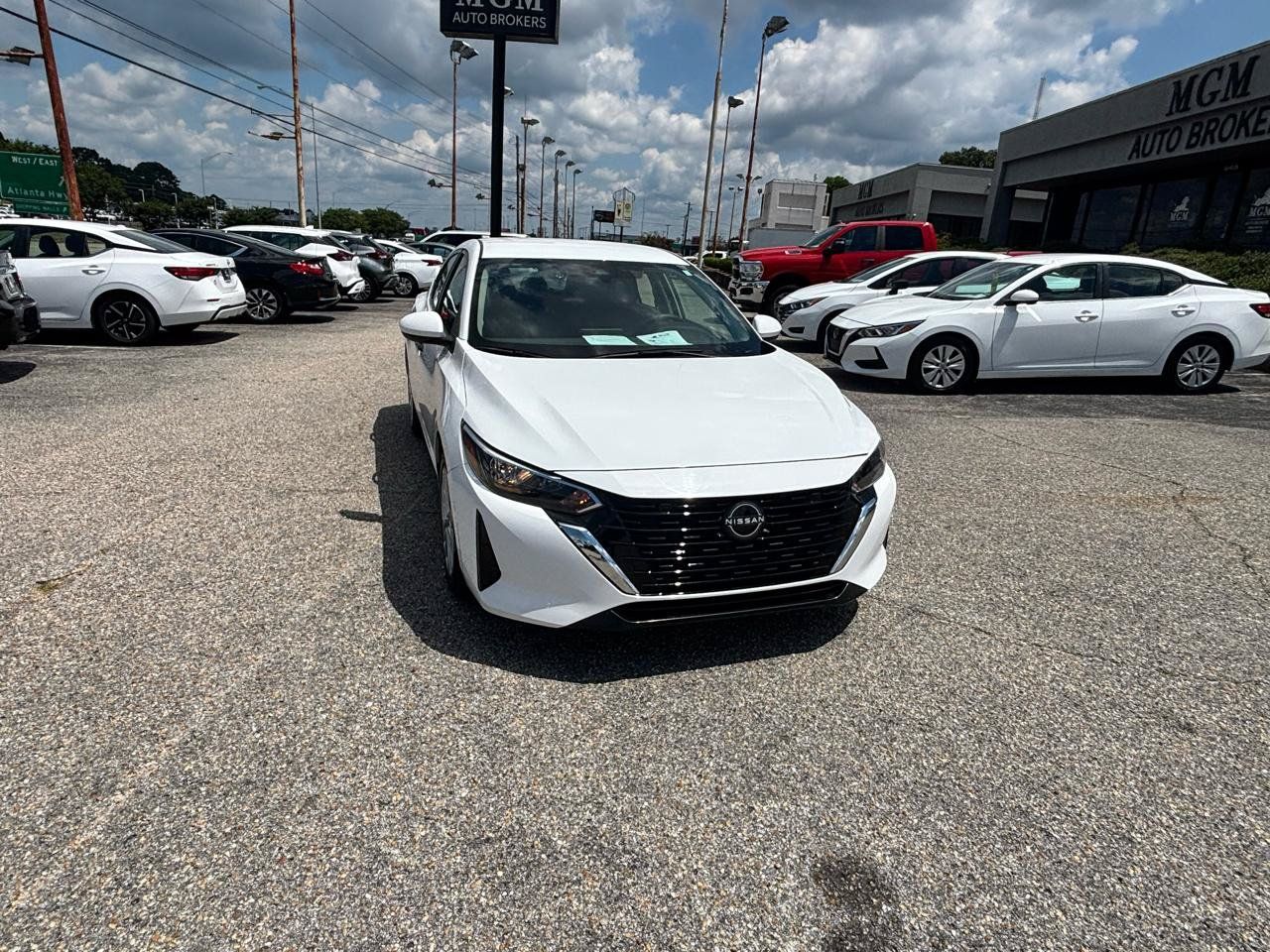 Used 2024 Nissan Sentra S FWD image 4