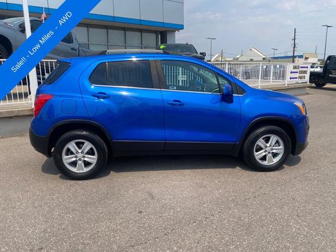 Used 2016 Chevrolet Trax LT w/ LT Convenience Package AWD/4WD image 6