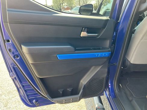 Used 2024 Toyota Tacoma TRD Off-Road image 23