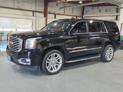 Used 2018 GMC Yukon SLT w/ Premium Edition image 5