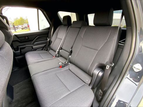 Used 2025 Toyota 4Runner SR5 image 20