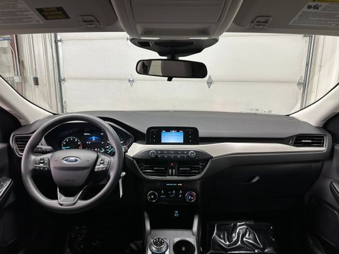 Certified 2022 Ford Escape S image 2