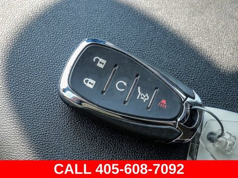 Used 2023 Chevrolet Equinox LT w/ Driver Convenience Package FWD image 38