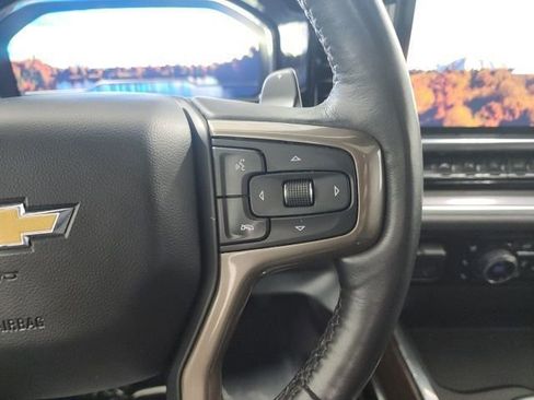 Used 2023 Chevrolet Silverado 1500 High Country w/ High Country Premium Package AWD/4WD image 28