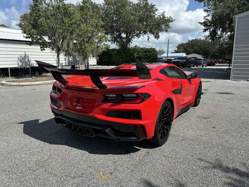 Used 2025 Chevrolet Corvette ZR1 w/ ZR1 Carbon Fiber Aero Package RWD image 6