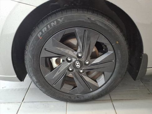 Certified 2023 Hyundai Elantra SEL image 9