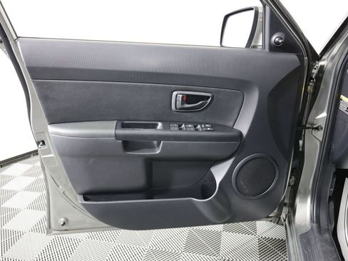 Used 2013 Kia Soul image 12