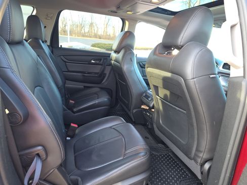 Used 2017 Chevrolet Traverse LT image 10