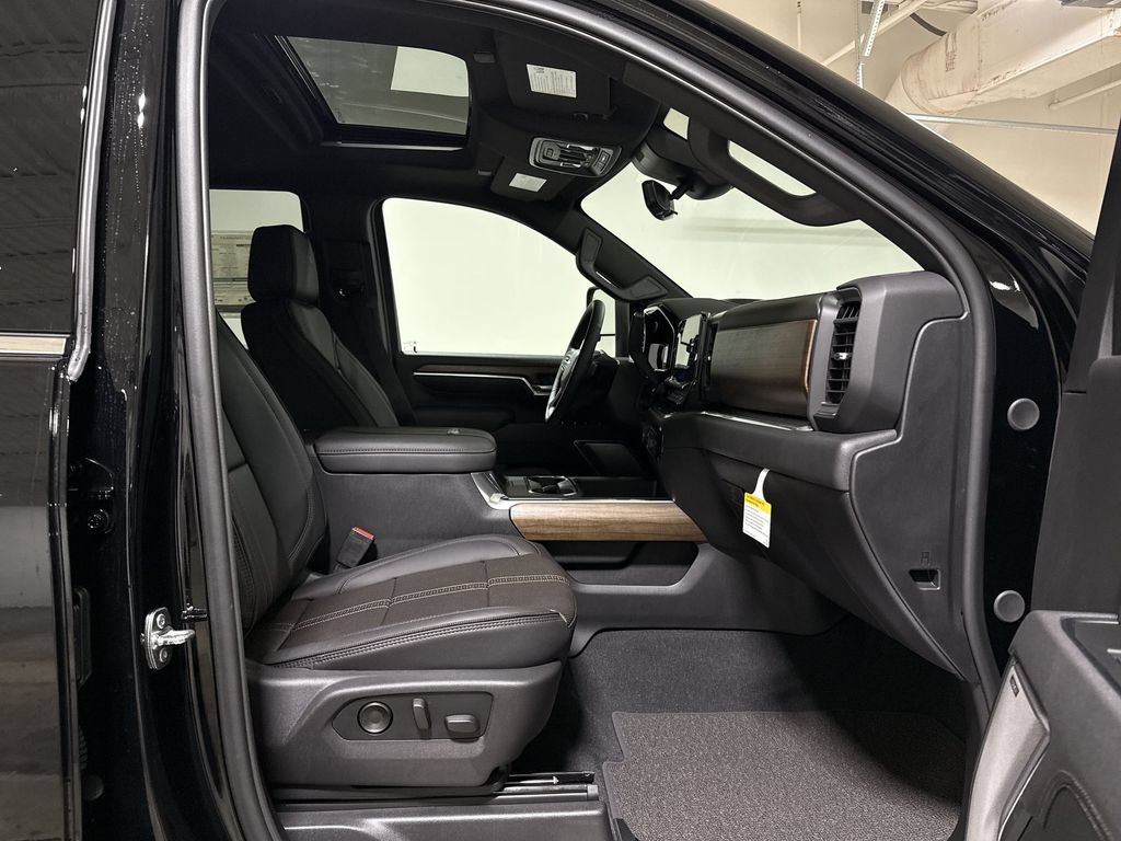 New 2026 Chevrolet Silverado 2500 High Country w/ High Country Premium Package AWD/4WD image 23