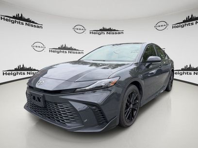Used 2025 Toyota Camry SE w/ Convenience Package