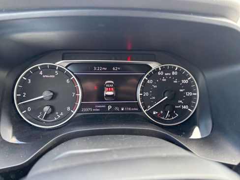 Used 2025 Nissan Rogue SV FWD image 42
