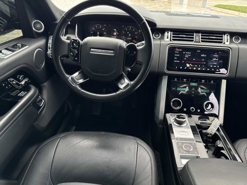 Used 2020 Land Rover Range Rover HSE image 25
