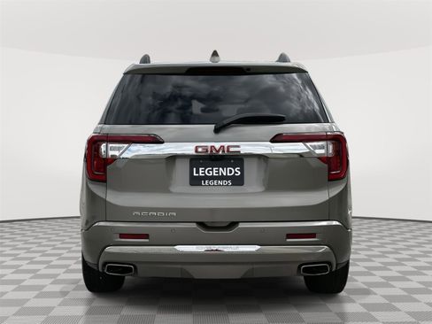 Used 2023 GMC Acadia Denali w/ Denali Ultimate Package FWD image 4