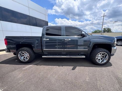 Used 2018 Chevrolet Silverado 1500 LTZ w/ Sport Package AWD/4WD image 6