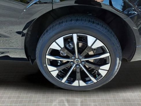 New 2026 Volvo XC60 B5 Ultra w/ Protection Package Premier AWD/4WD image 10