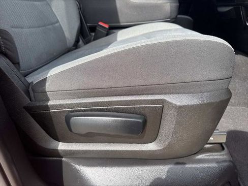 Certified 2022 RAM 1500 Classic SLT AWD/4WD image 12