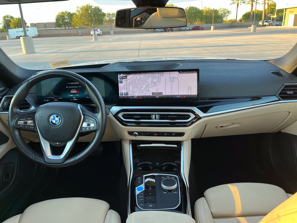 Used 2023 BMW i4 eDrive40 w/ Premium Package RWD image 13