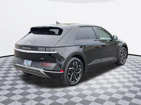 Certified 2024 Hyundai Ioniq 5 SE image 6