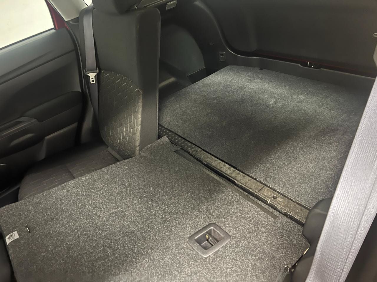 Used 2024 Mitsubishi Outlander Sport AWD image 31