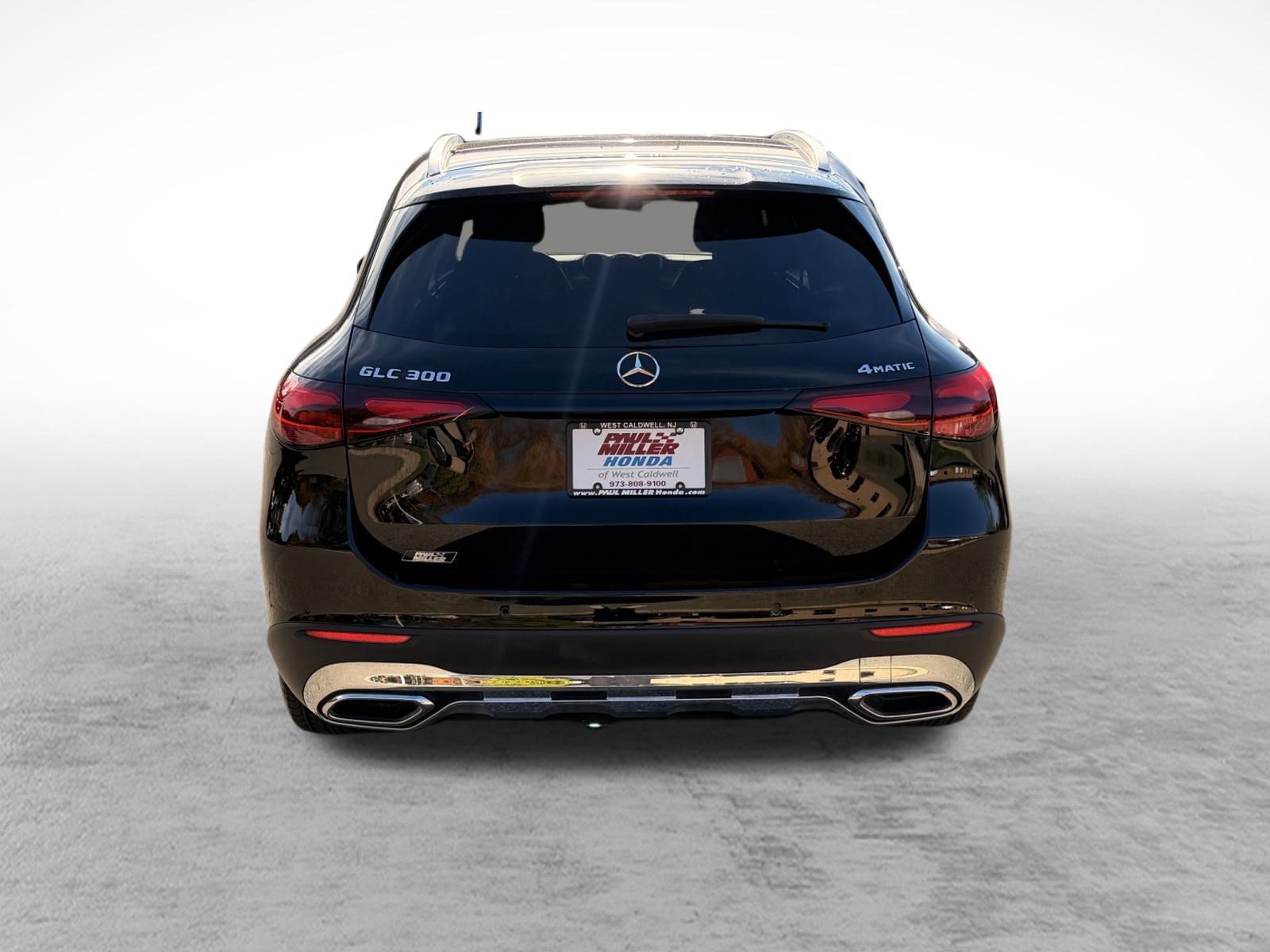 Used 2023 Mercedes-Benz GLC 300 4MATIC image 6