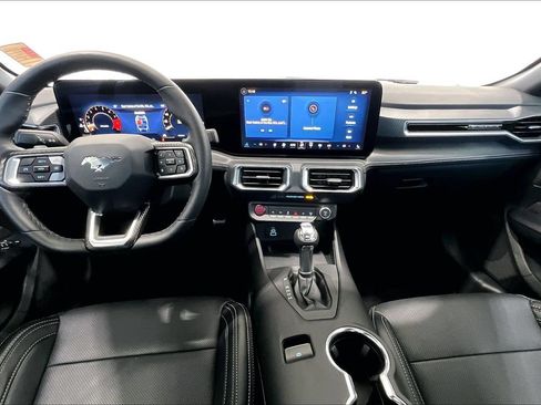Used 2025 Ford Mustang GT Premium RWD image 15