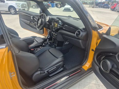 Used 2015 MINI Cooper S FWD image 16