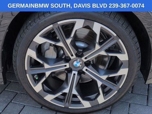 Used 2025 BMW 330i xDrive Sedan w/ Premium Package AWD/4WD image 12
