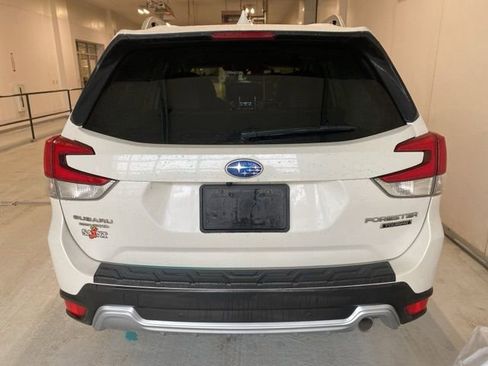 Used 2023 Subaru Forester Touring image 6