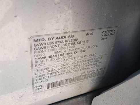 Used 2020 Audi SQ5 Premium Plus w/ Premium Plus Package image 18